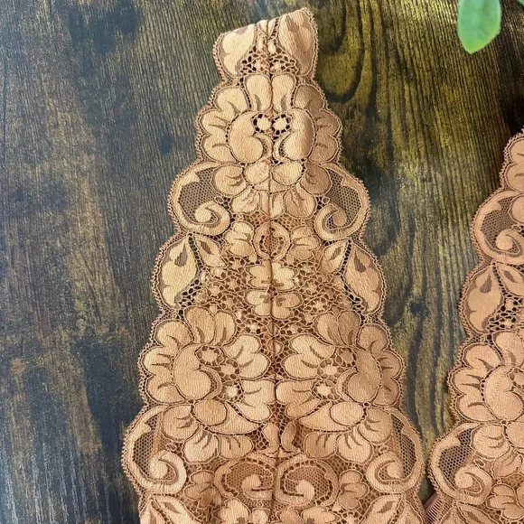 HAH Comin' in HAHT Lace Bodysuit in Brown Sugar - Picture 6 of 10